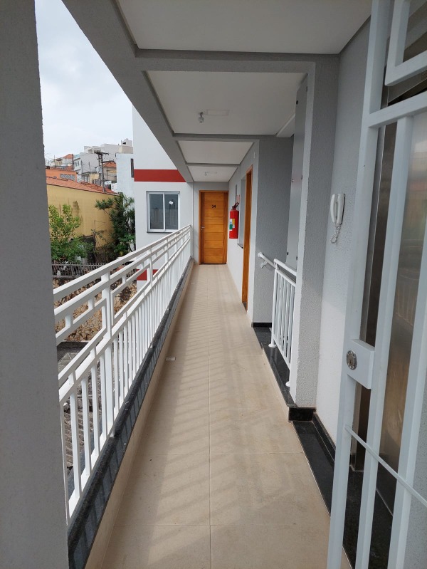 Apartamento à venda com 2 quartos, 30m² - Foto 2