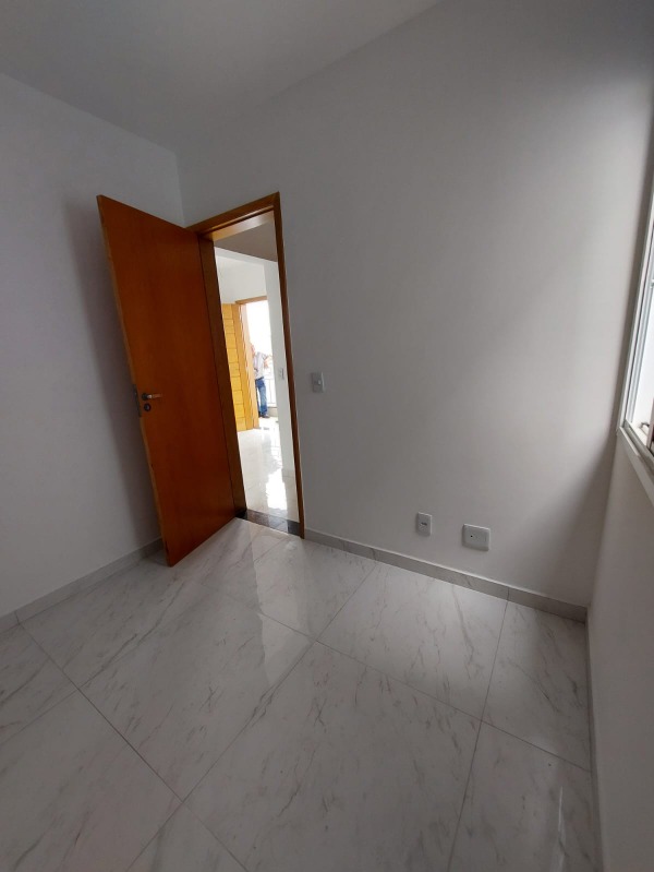 Apartamento à venda com 2 quartos, 30m² - Foto 11