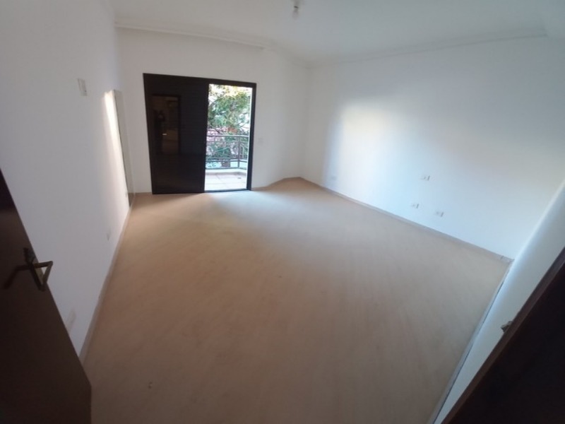 Casa à venda com 4 quartos, 354m² - Foto 5