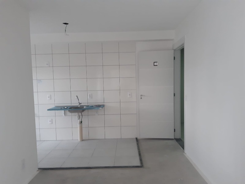 Apartamento à venda com 2 quartos, 42m² - Foto 10