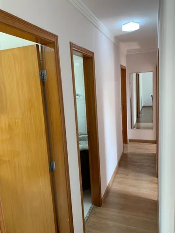 Apartamento à venda com 3 quartos, 85m² - Foto 4