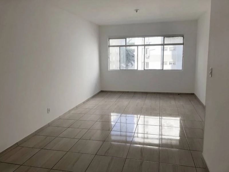 Apartamento à venda com 2 quartos, 110m² - Foto 1