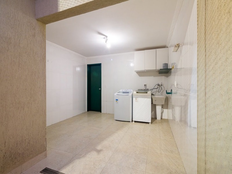 Casa à venda com 3 quartos, 180m² - Foto 15