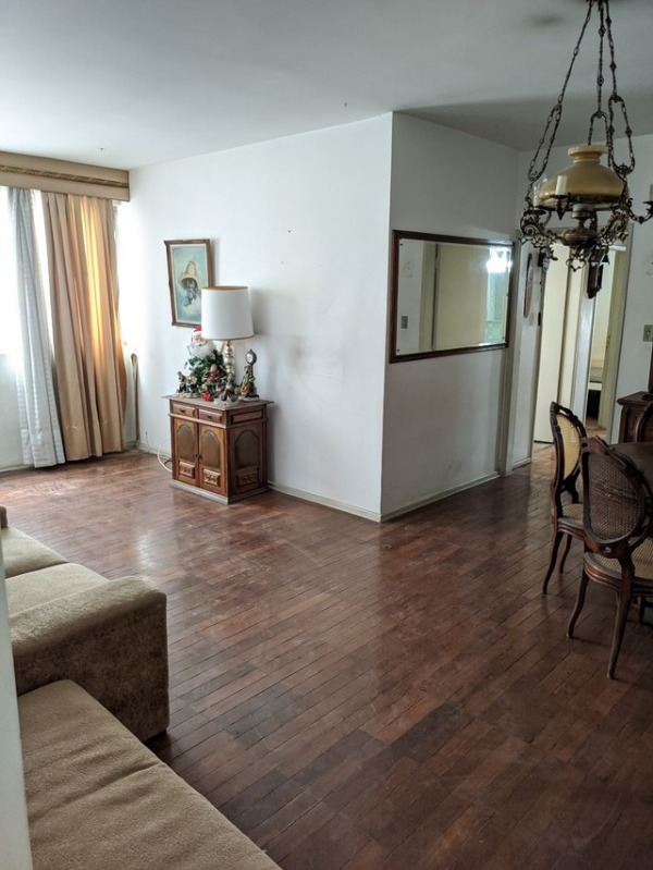 Apartamento à venda com 3 quartos, 100m² - Foto 1