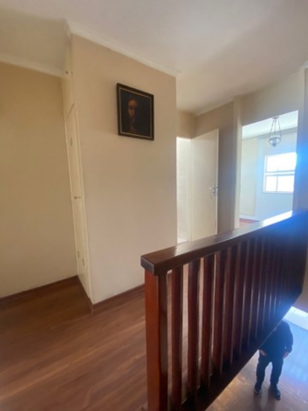 Casa à venda com 3 quartos, 100m² - Foto 5