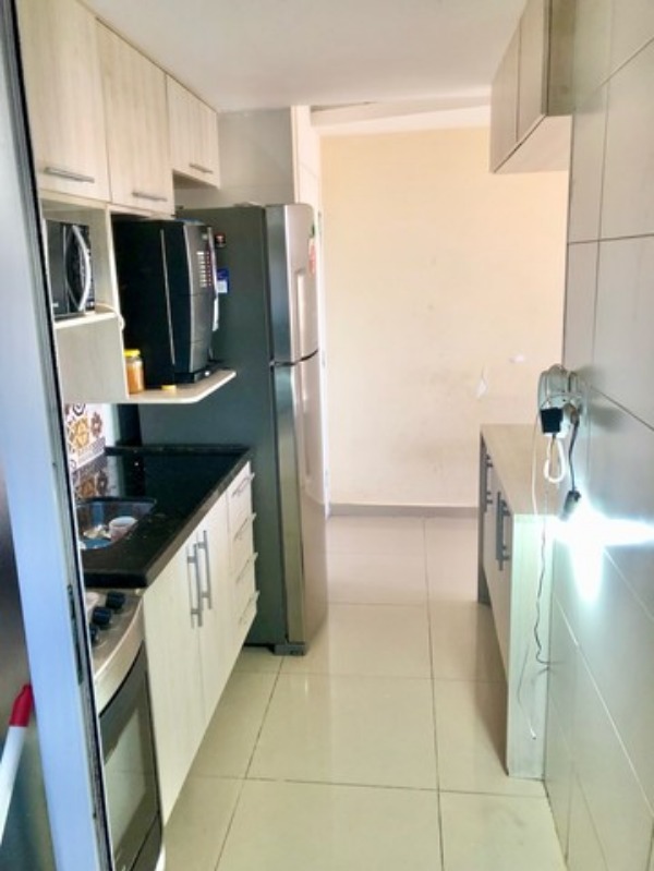 Apartamento à venda com 2 quartos, 61m² - Foto 14