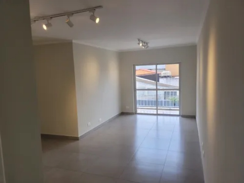 Apartamento à venda com 3 quartos, 95m² - Foto 1