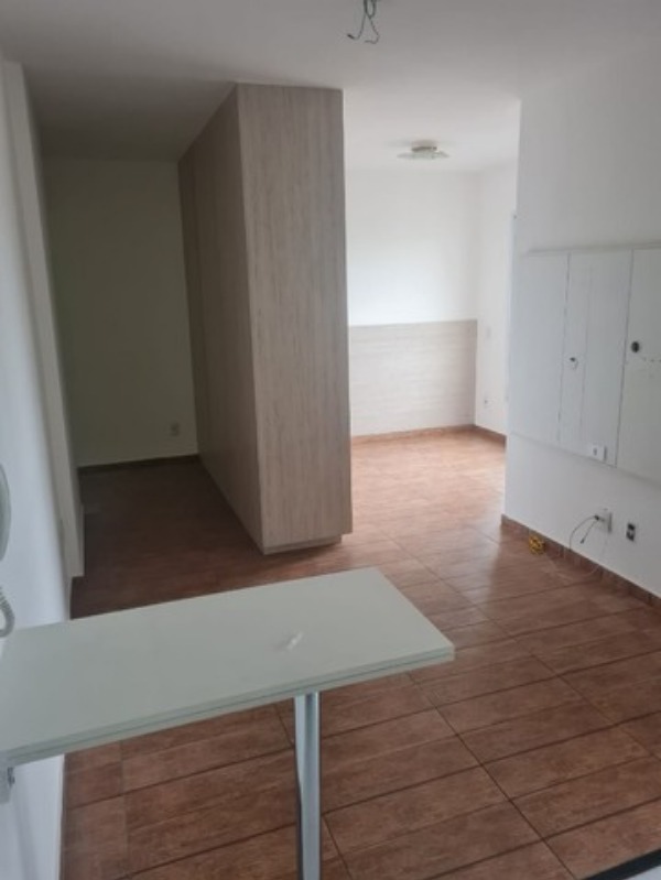 Apartamento à venda com 1 quarto, 32m² - Foto 8