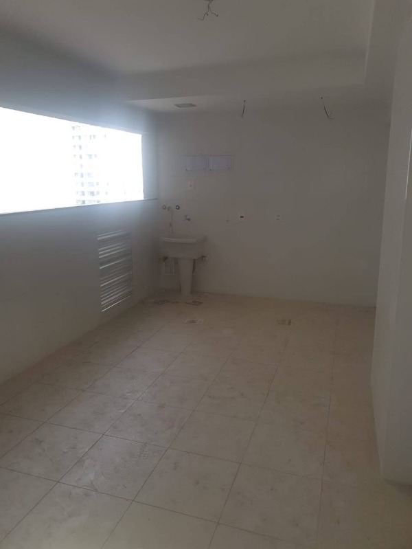 Apartamento à venda com 3 quartos, 134m² - Foto 20