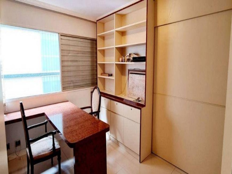 Apartamento à venda com 4 quartos, 151m² - Foto 18