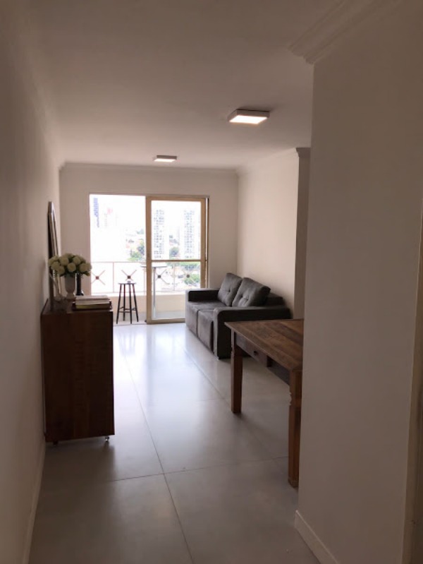 Apartamento à venda com 3 quartos, 75m² - Foto 4