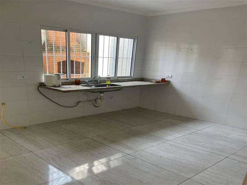 Casa à venda com 3 quartos, 108m² - Foto 11