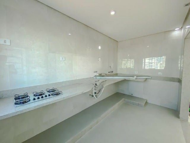 Apartamento à venda com 4 quartos, 260m² - Foto 9