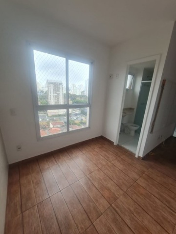 Apartamento à venda com 1 quarto, 32m² - Foto 1