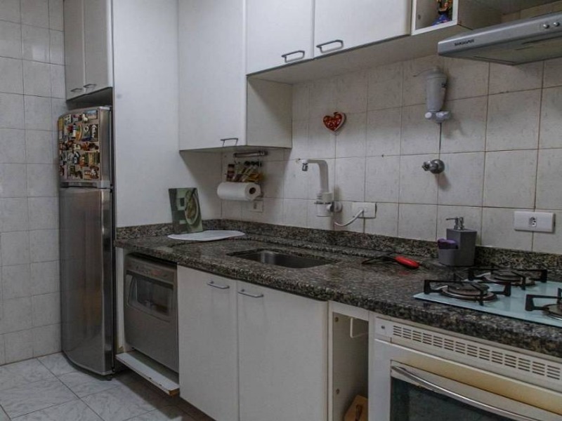 Apartamento à venda com 3 quartos, 79m² - Foto 7