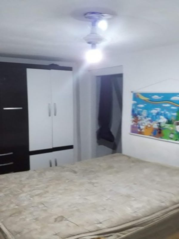 Casa à venda com 3 quartos, 100m² - Foto 3