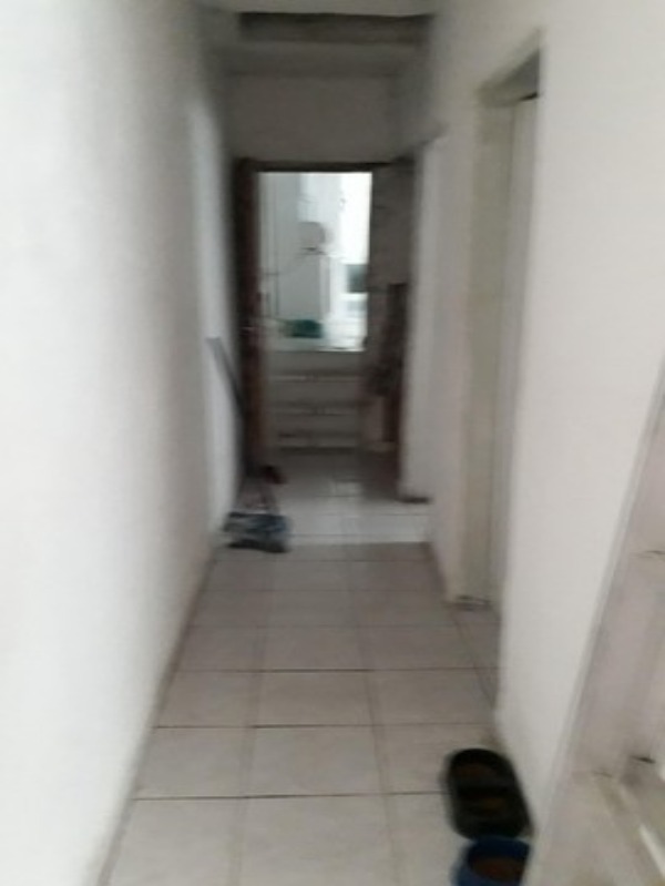 Casa à venda com 3 quartos, 100m² - Foto 5