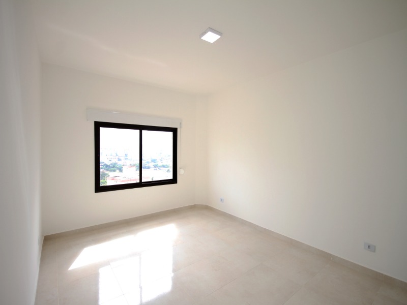 Apartamento à venda com 3 quartos, 137m² - Foto 8