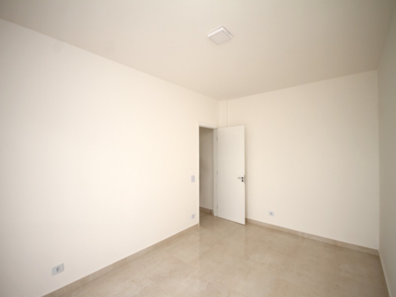 Apartamento à venda com 3 quartos, 137m² - Foto 15