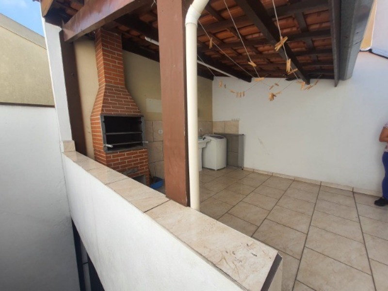 Casa à venda com 4 quartos, 150m² - Foto 14