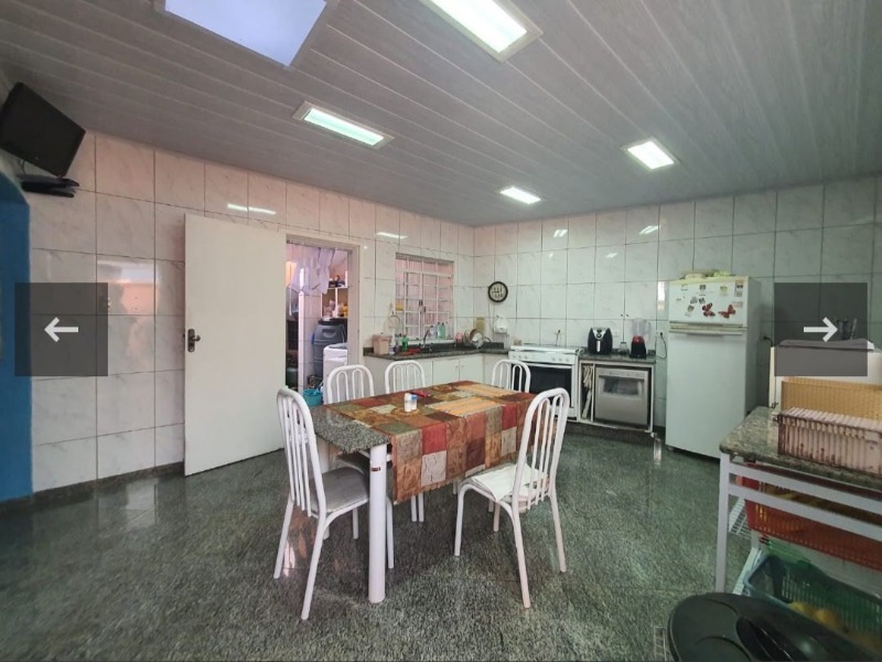 Casa à venda com 2 quartos, 120m² - Foto 6