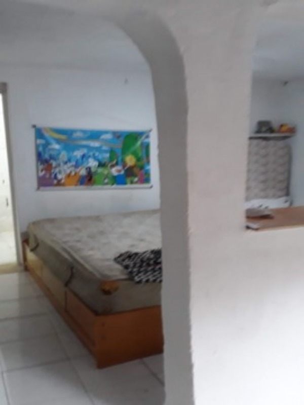 Casa à venda com 3 quartos, 100m² - Foto 2