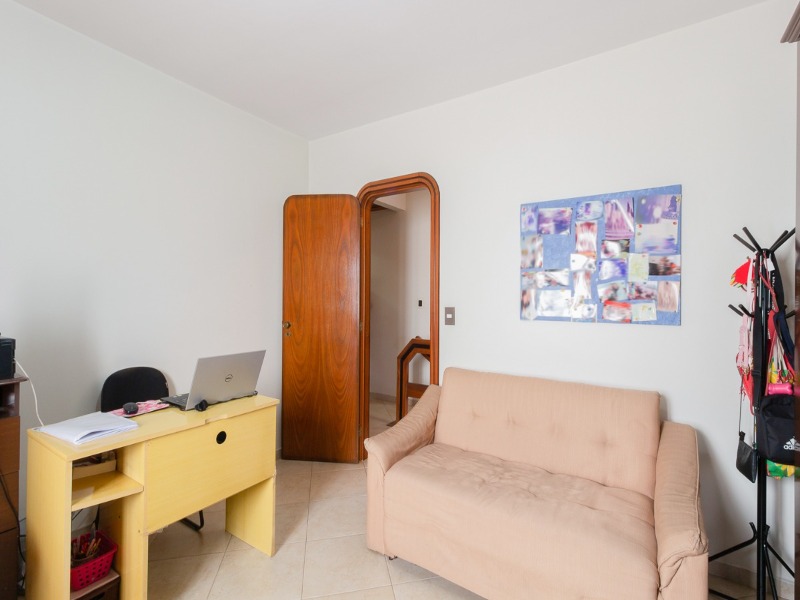 Casa à venda com 3 quartos, 200m² - Foto 8