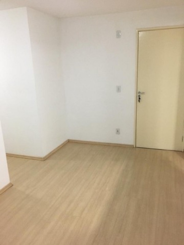 Apartamento à venda com 2 quartos, 44m² - Foto 3