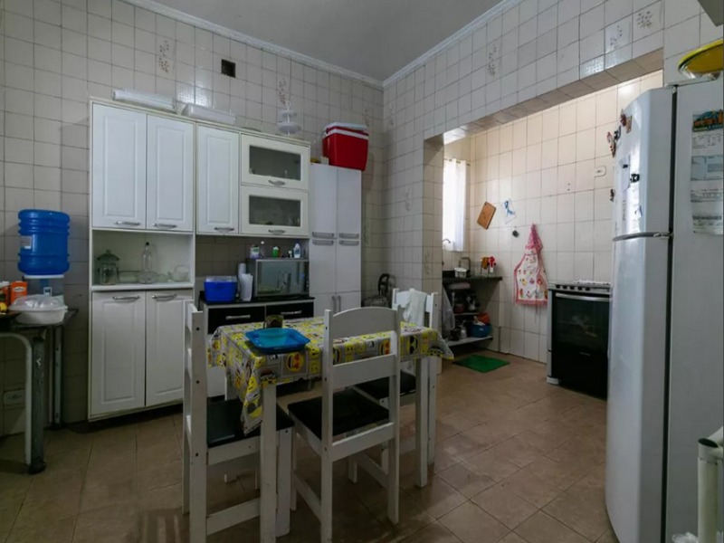 Casa à venda com 3 quartos, 180m² - Foto 8