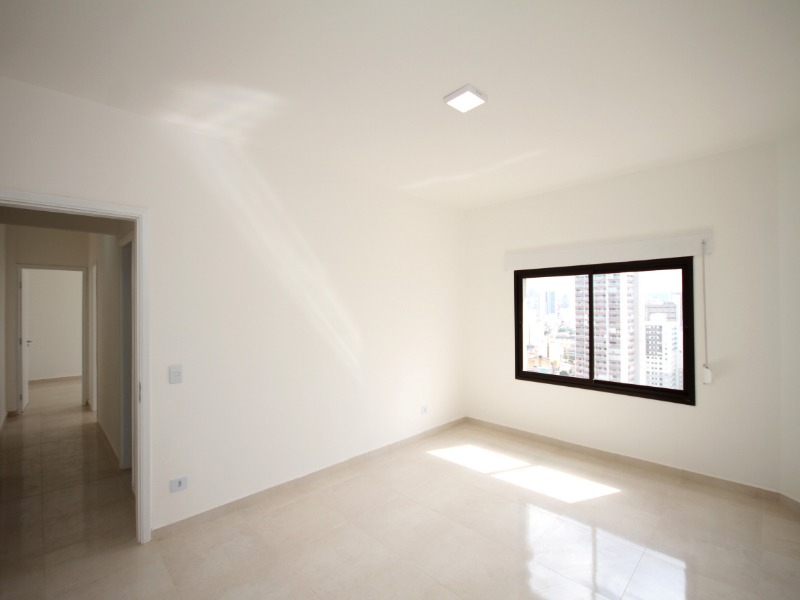 Apartamento à venda com 3 quartos, 137m² - Foto 7