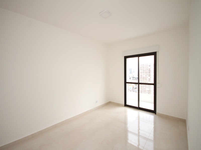 Apartamento à venda com 3 quartos, 137m² - Foto 11