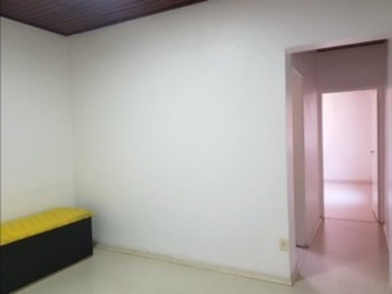 Casa à venda com 4 quartos, 100m² - Foto 7