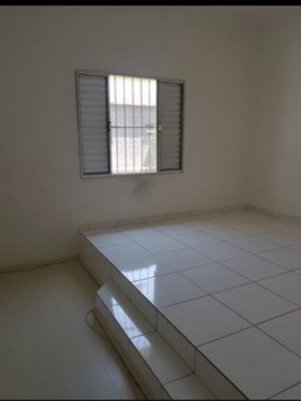 Casa à venda com 4 quartos, 100m² - Foto 6