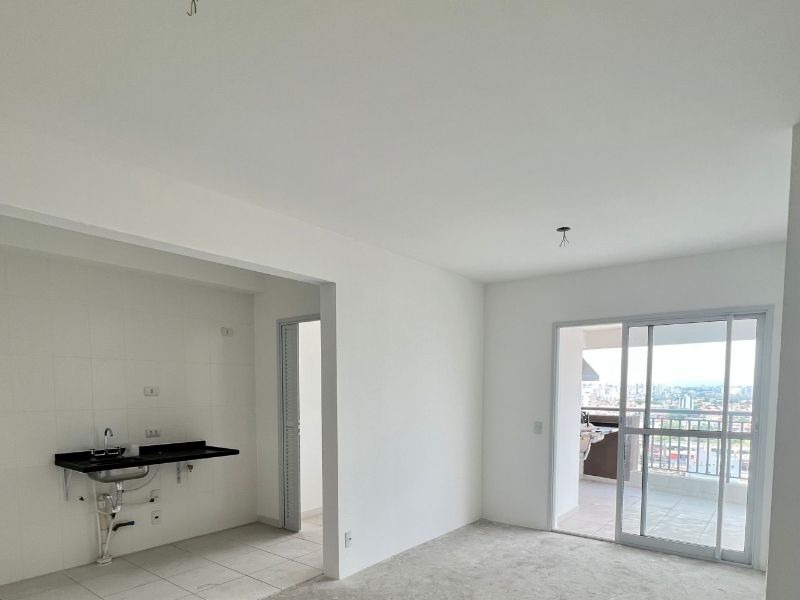 Apartamento à venda com 3 quartos, 70m² - Foto 2