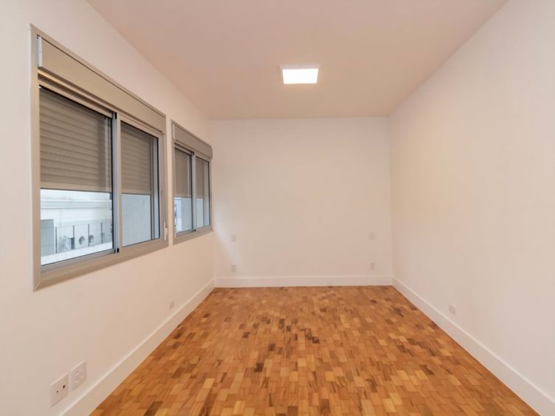 Apartamento à venda com 3 quartos, 270m² - Foto 16