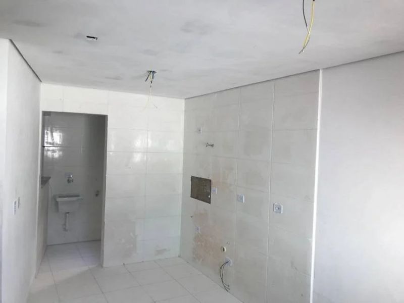 Apartamento à venda com 2 quartos, 42m² - Foto 3