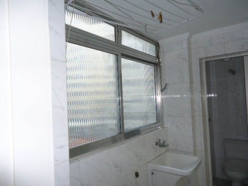 Apartamento à venda com 3 quartos, 110m² - Foto 13