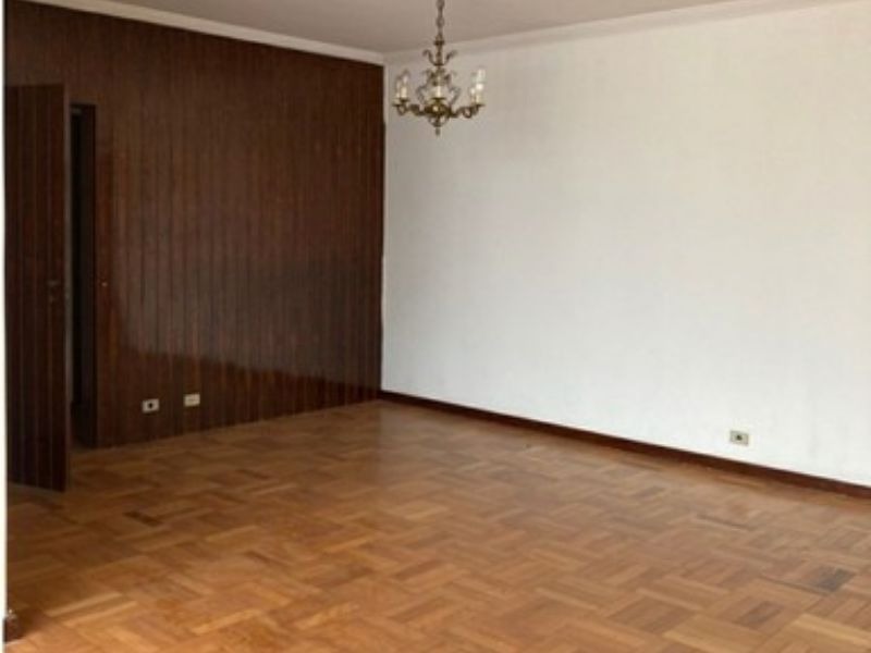 Apartamento à venda com 3 quartos, 170m² - Foto 2