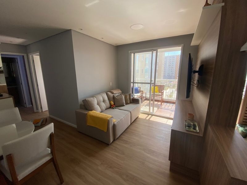 Apartamento à venda com 2 quartos, 57m² - Foto 1