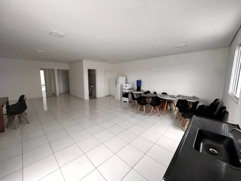 Apartamento à venda com 2 quartos, 50m² - Foto 11