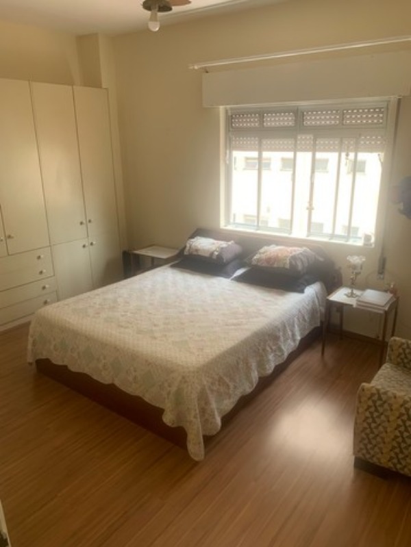 Apartamento à venda com 3 quartos, 142m² - Foto 4