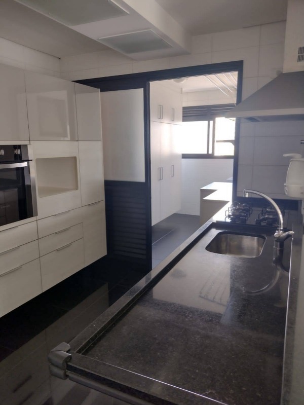 Apartamento à venda com 3 quartos, 97m² - Foto 28