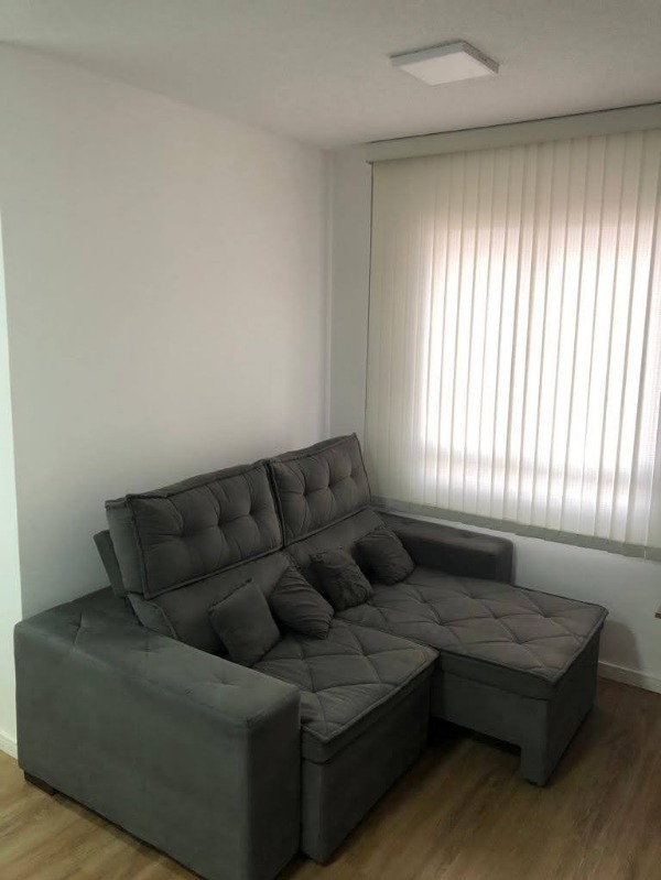 Apartamento à venda com 2 quartos, 42m² - Foto 3