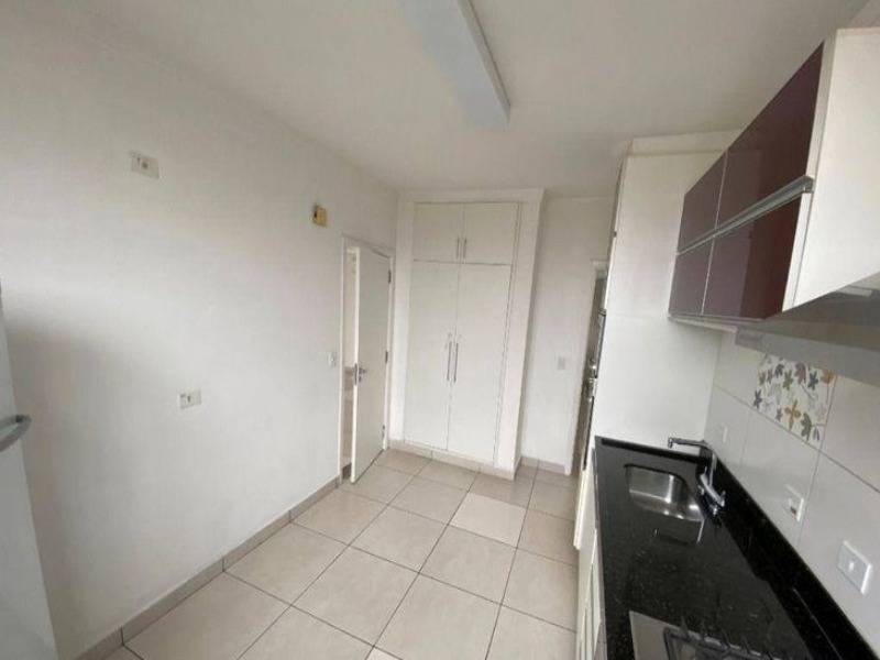 Apartamento à venda com 3 quartos, 133m² - Foto 12