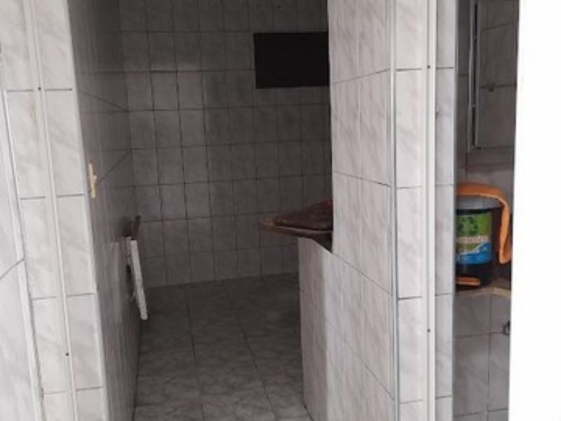 Casa à venda com 2 quartos, 120m² - Foto 14