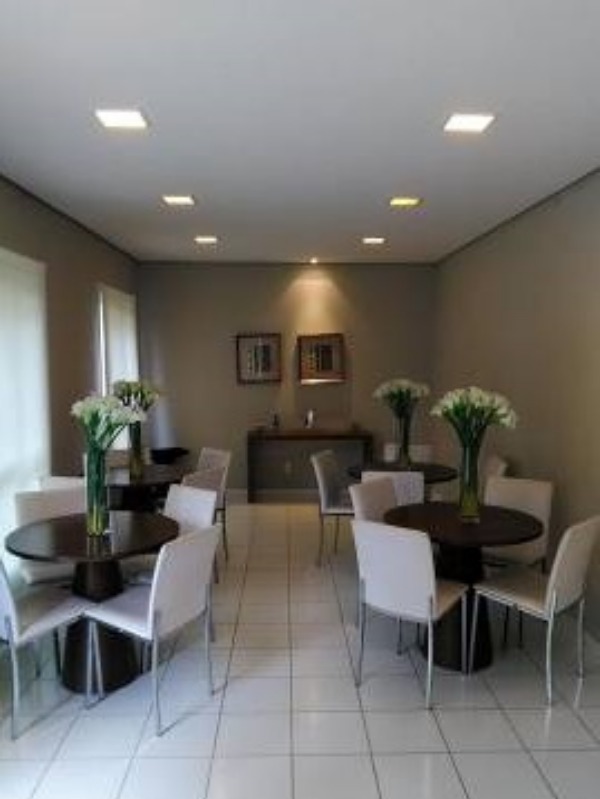 Apartamento à venda com 2 quartos, 46m² - Foto 10