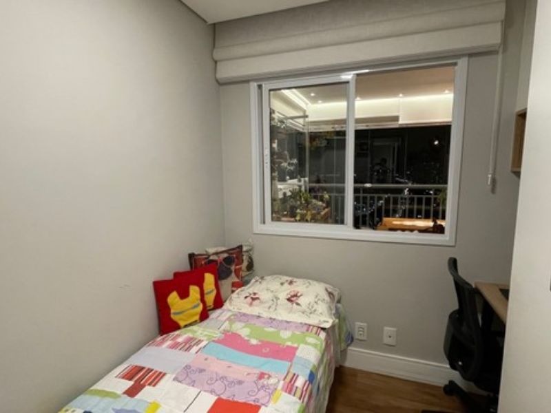 Apartamento à venda com 2 quartos, 70m² - Foto 7