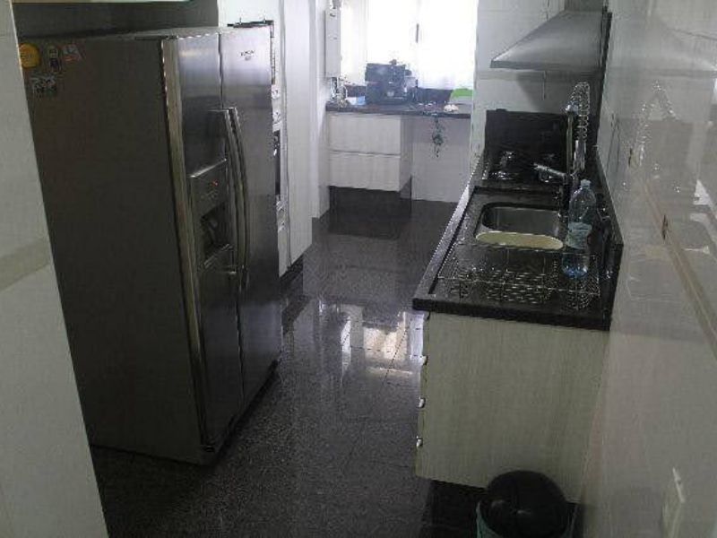 Apartamento à venda com 3 quartos, 64m² - Foto 11