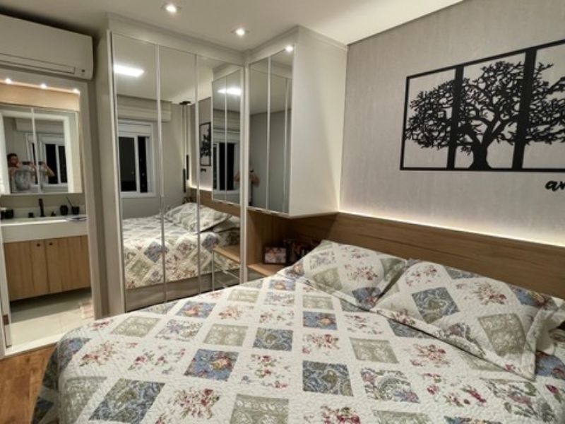 Apartamento à venda com 2 quartos, 70m² - Foto 5