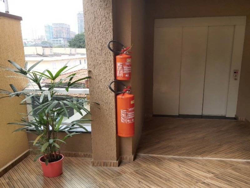 Apartamento à venda com 2 quartos, 42m² - Foto 18